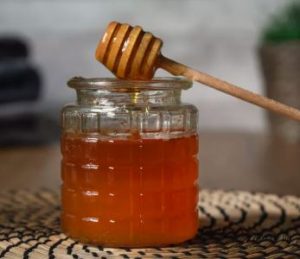 لایه برداری عمیق پوست در خانه