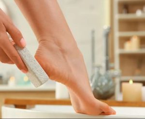 لایه برداری عمیق پوست در خانه
